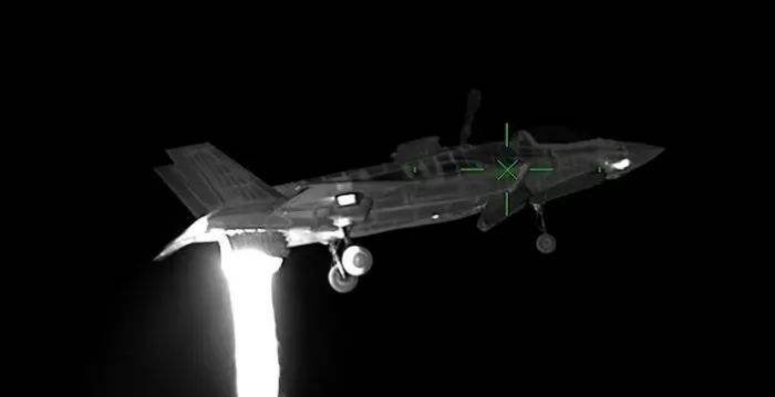 带红外热像仪的导弹监控系统