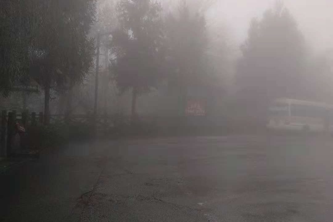 大雾可见光拍摄