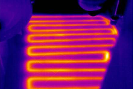 红外热像仪检测供暖设备故障
