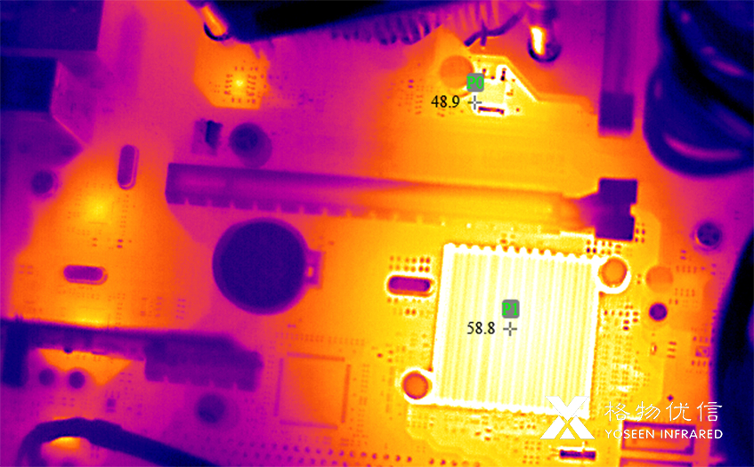 红外热像仪探测电子电路板红外热像图