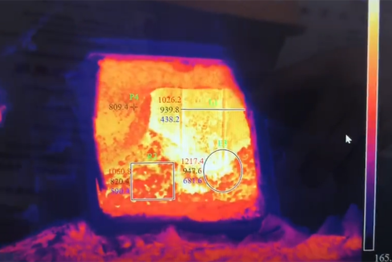 红外热像仪检测工作中电石炉燃烧质量形成红外热像图