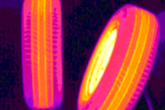 正常轮胎热像图