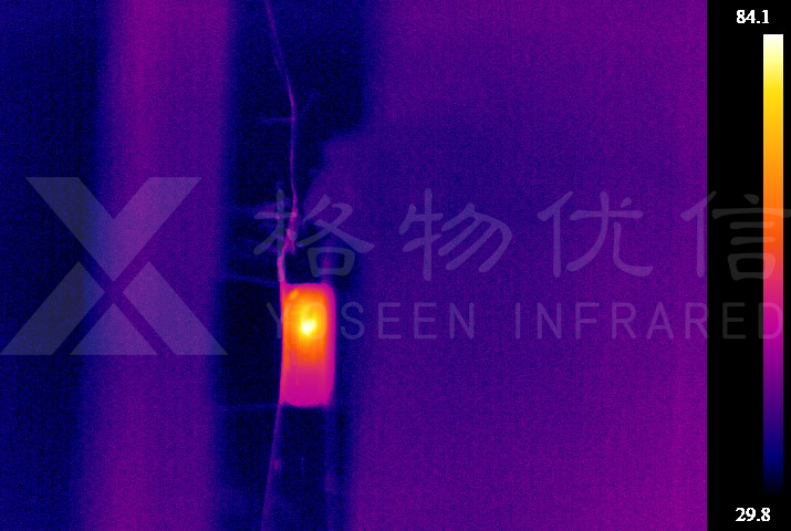 碳纤维复合材料疲劳拉伸红外测温方案